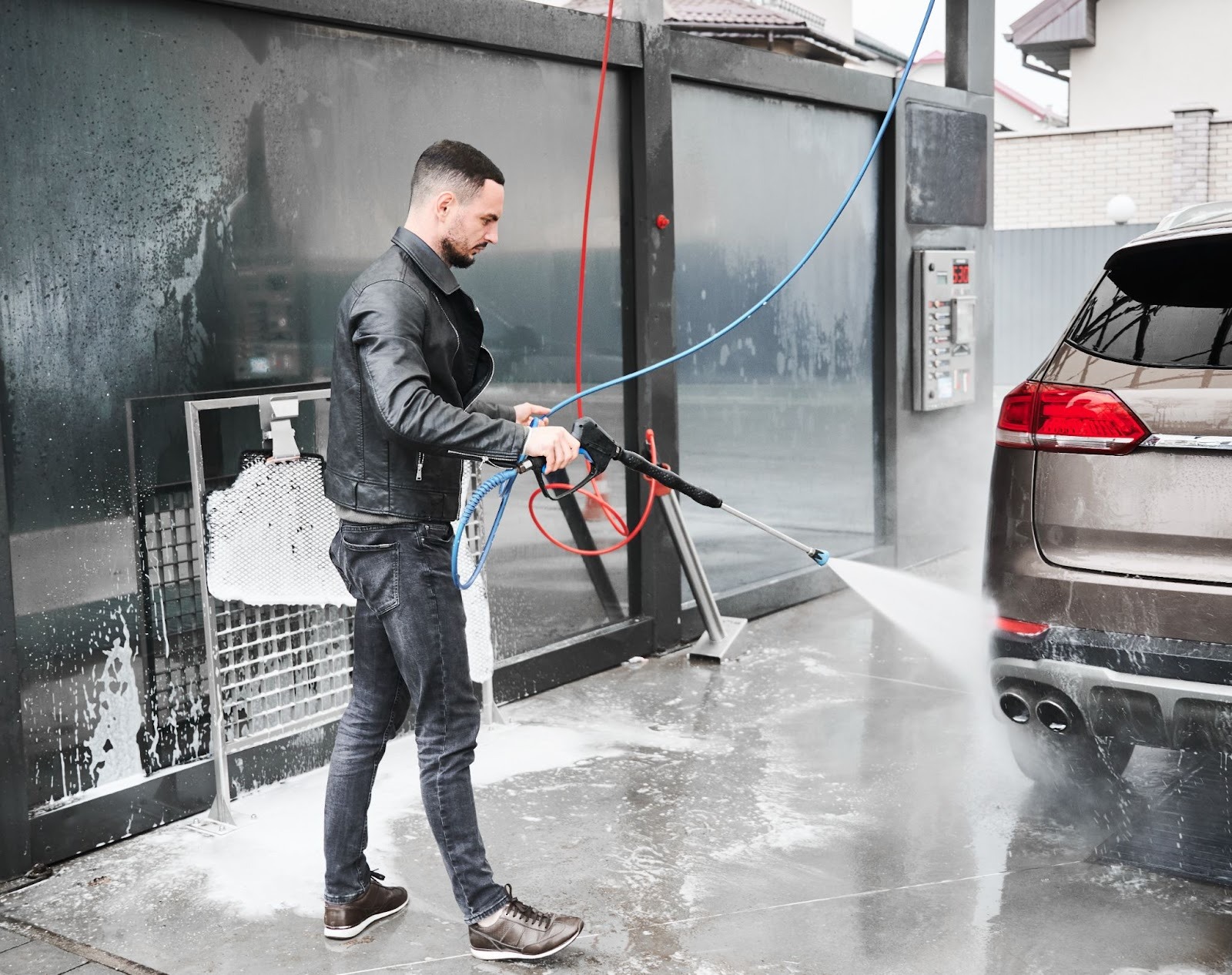 The Difference Between Commercial and Residential Pressure Washers