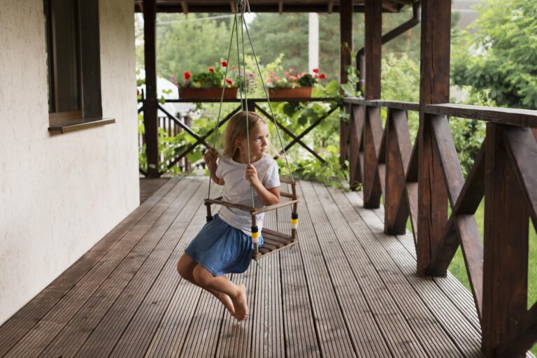 What Is the Best Time of Year to Build a Deck?